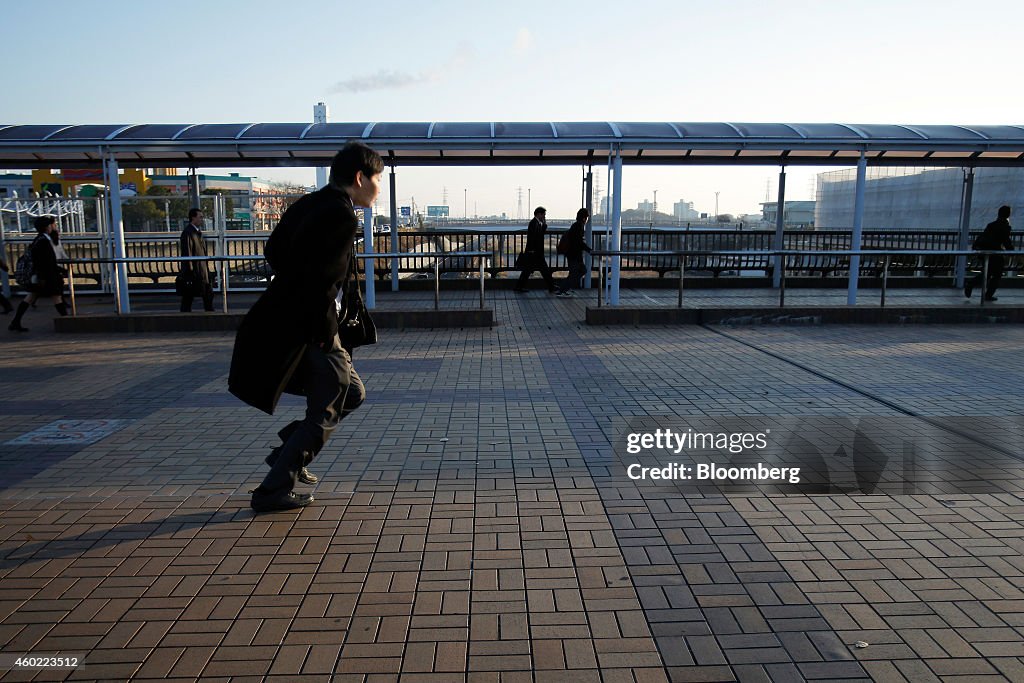 Morning Commuters And Residential Property In Tokyo's Suburbs As Recession Provides A Blow To Abe's Re-election