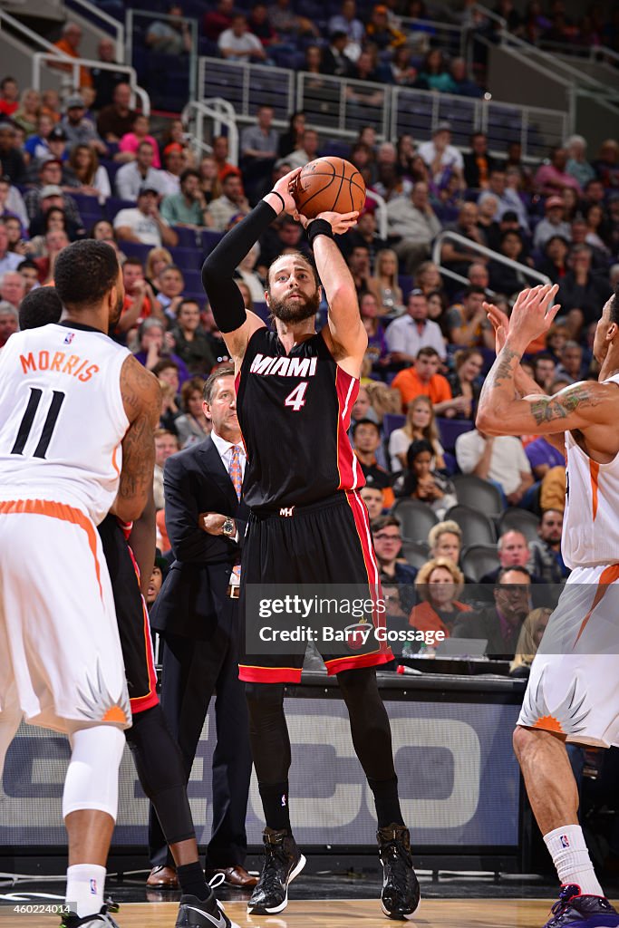 Miami Heat v Phoenix Suns