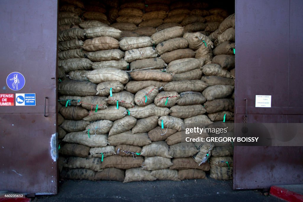 FRANCE-OVERSEAS-POLYNESIA-AGRICULTURE-COCONUT-COPRA