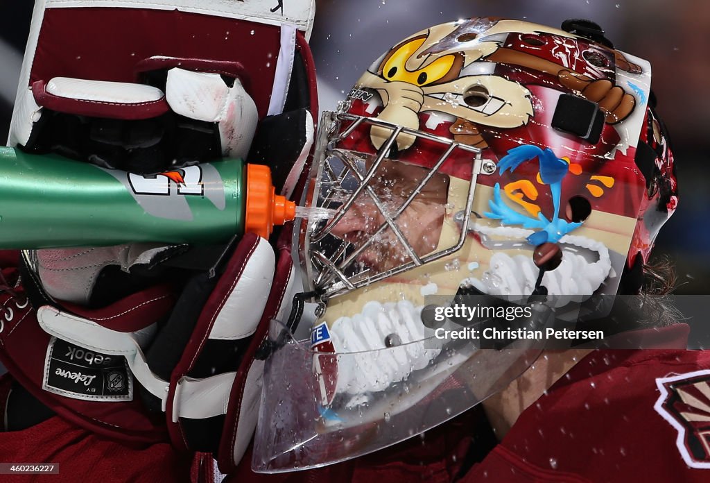 Columbus Blue Jackets v Phoenix Coyotes