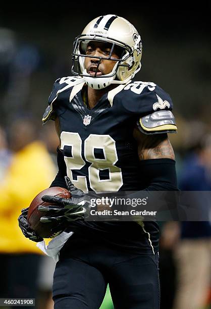 Keenan Lewis of the New Orleans Saints warms up before his team takes on the Carolina Panthers during a game at Mercedes-Benz Superdome on December...