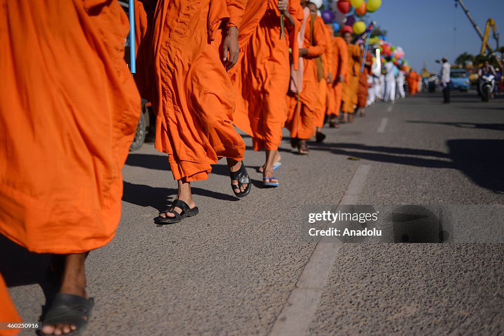Cambodians rally on International Human Rights Day