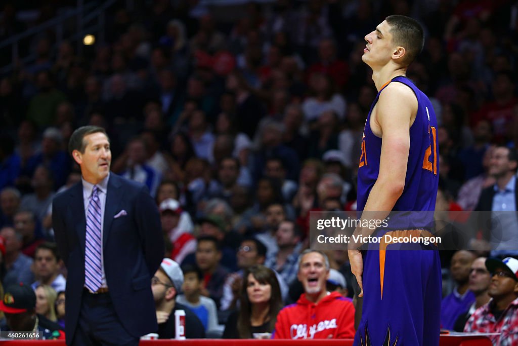 Phoenix Suns v Los Angeles Clippers