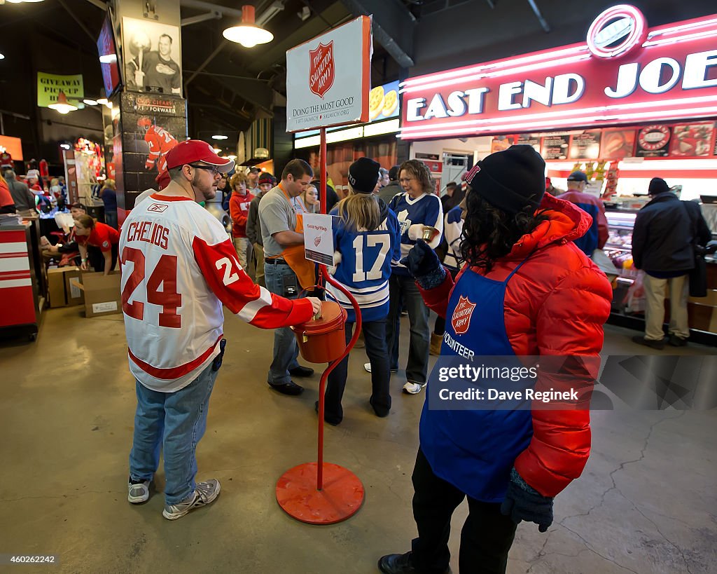 Toronto Maple Leafs v Detroit Red Wings