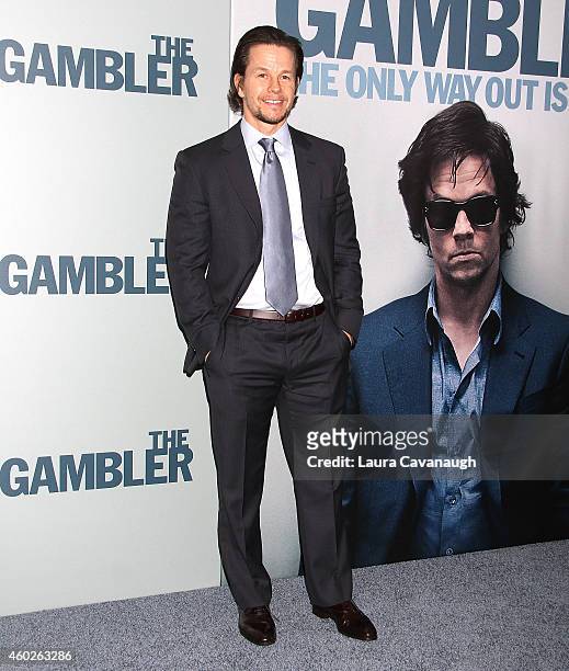 Mark Wahlberg attends the "The Gambler" New York Premiere at AMC Lincoln Square Theater on December 10, 2014 in New York City.