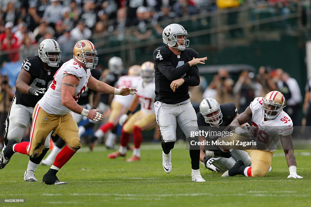 San Francisco 49ers v Oakland Raiders