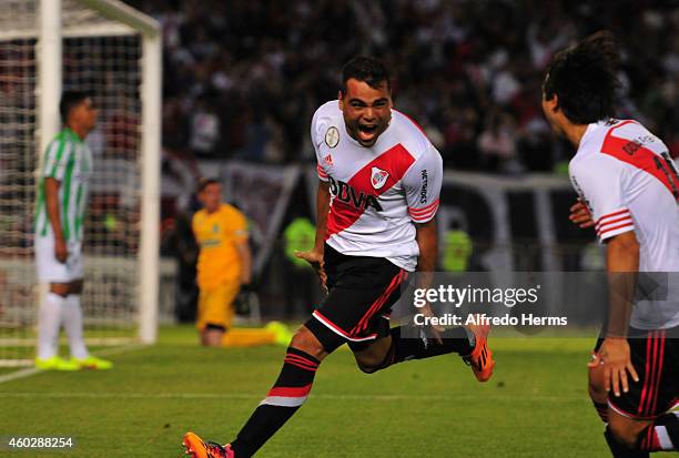 Gabriel Mercado of River Plate celebrates after scoring the first goal of his team during a second leg final match between River Plate and Atletico...