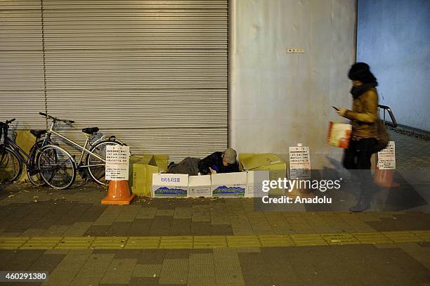 Netcafe Homeless Japan 135 Tokyo Homeless Camp Stock Photos, High-Res Pictures, and Images ...