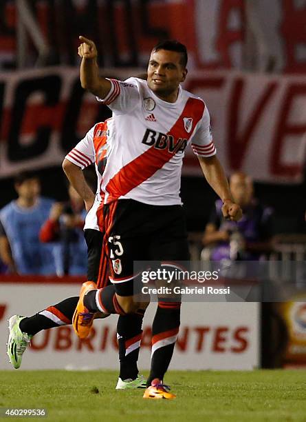 Gabriel Mercado of River Plate celebrates after scoring the first goal of his team during a second leg final match between River Plate and Atletico...