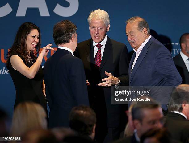 Former President Bill Clinton speaks with Susan Fonseca, Founder/CEO Woman@TheFrontier and Founding Member, Singularity University, Juan Manuel...