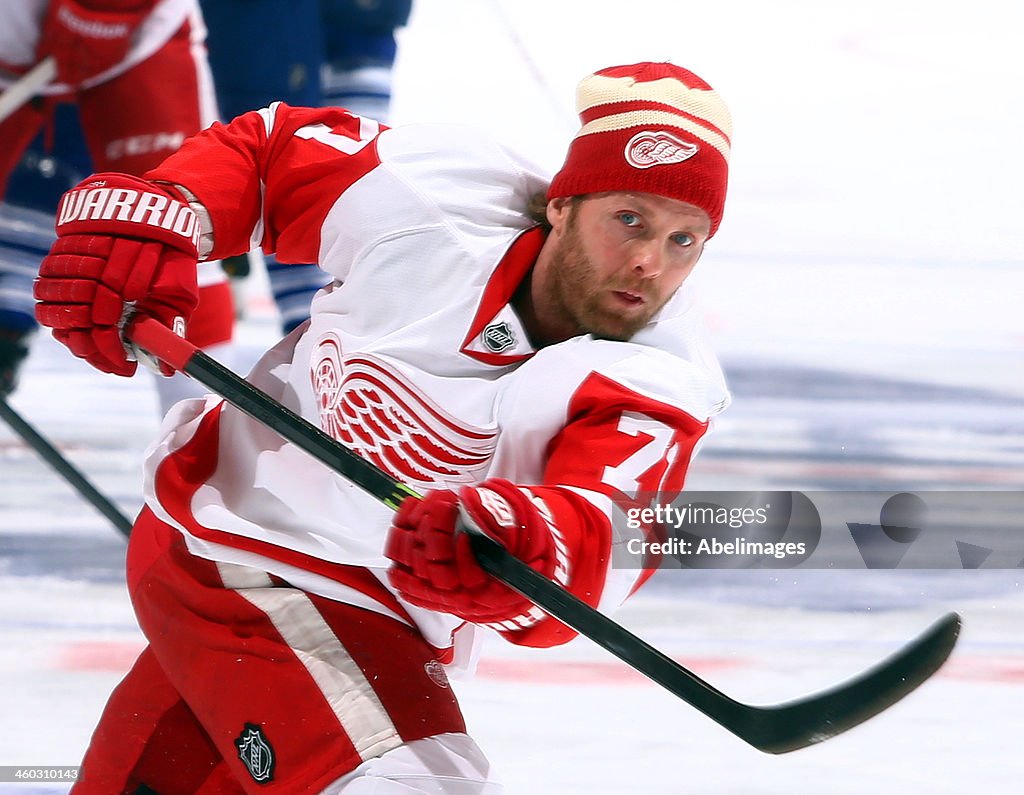 Detroit Red Wings v Toronto Maple Leafs