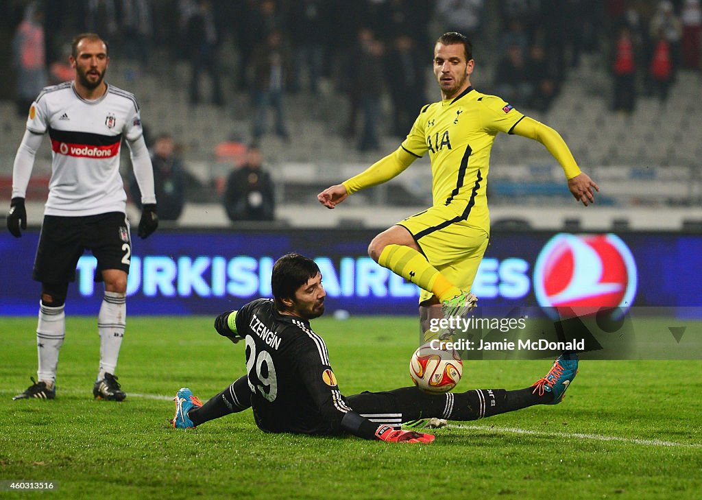 Besiktas JK v Tottenham Hotspur FC - UEFA Europa League