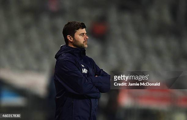 Mauricio Pochettino manager of Spurs looks on during the UEFA Europa League Group C match between Besiktas JK and Tottenham Hotspur FC at Ataturk...