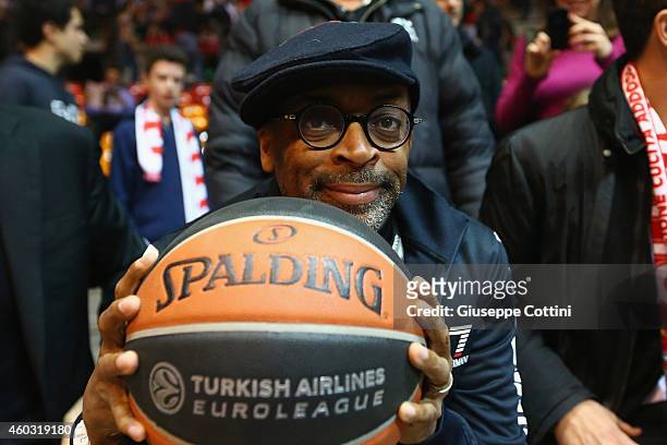 Spike Lee before the 2014-2015 Turkish Airlines Euroleague Basketball Regular Season Date 9 game between EA7 Emporio Armani Milan v Panathinaikos...