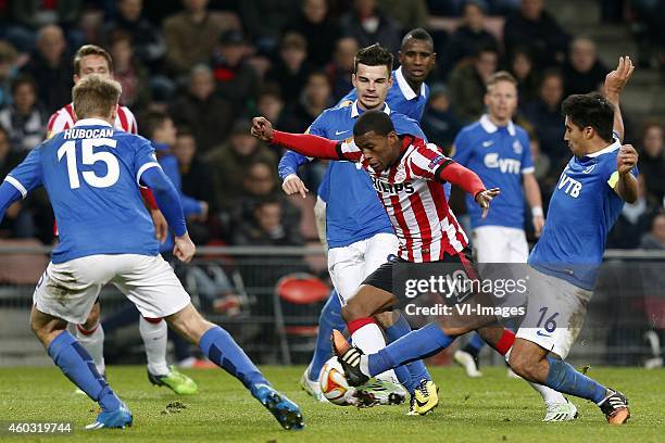 , Tomas Hubocan of Dinamo Moscow, Artur Yusupov of Dinamo Moscow, Georginio Wijnaldum of PSV, Christian Noboa of Dinamo Moscow during the UEFA Europa...