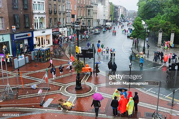 grafton street commercial area - grafton street stockfoto's en -beelden