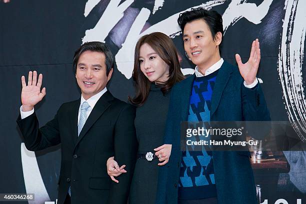 South Korean actors Cho Jae-Hyun, Kim A-Joong and Kim Rae-Won attend the press conference of SBS Drama 'Punch' at SBS on December 11, 2014 in Seoul,...