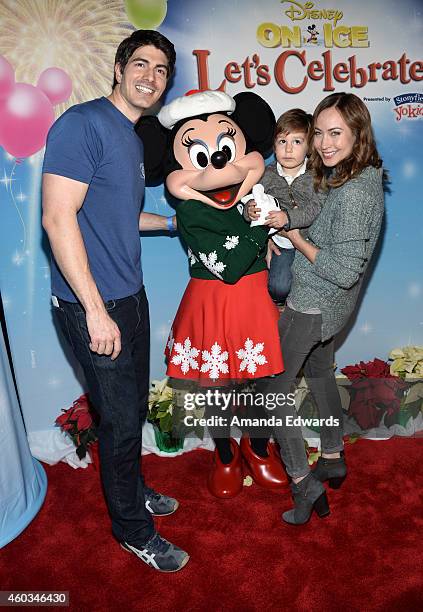 Actor Brandon Routh, actress Courtney Ford and their son Leo James Routh attend the Disney On Ice Presents Let's Celebrate! event at Staples Center...