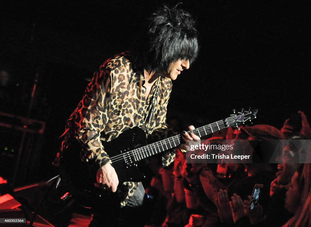 Billy Idol, Steve Stevens And The Band Play A Sold-Out Holiday Show At Rockbar Theater - San Jose, CA