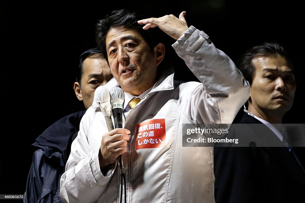 Japan Prime Minister Shinzo Abe Speaks At Election Campaign Rally