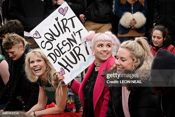 Face Protesting Face Sitting Protest Photos and Premium High Res Pictures - Getty Images