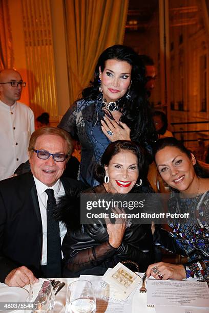 Orlando Gigliotti, Mouna Ayoub, Lamia Khashoggi and Princesse Hermine de Clermont Tonnerre attend The Children for Peace Gala at Cercle Interallie on...