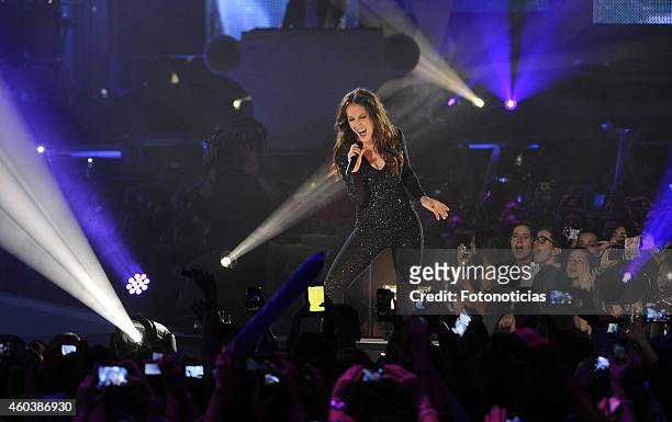 Malu performs during the '40 Principales Awards' 2014 Gala at the Palacio de los Deportes on December 12, 2014 in Madrid, Spain.