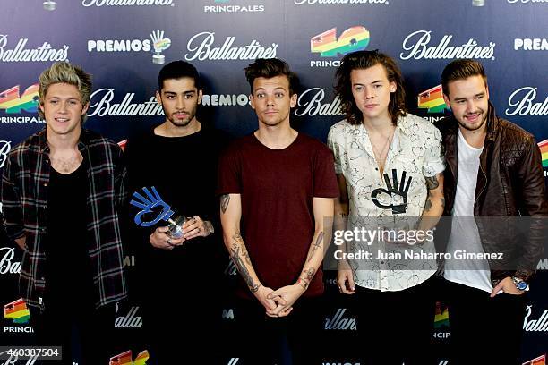 Niall Horan, Zayn Malik, Louis Tomlinson, Harry Styles and Liam Payne of One Direction receive their awards at '40 Principales Awards 2014' at...