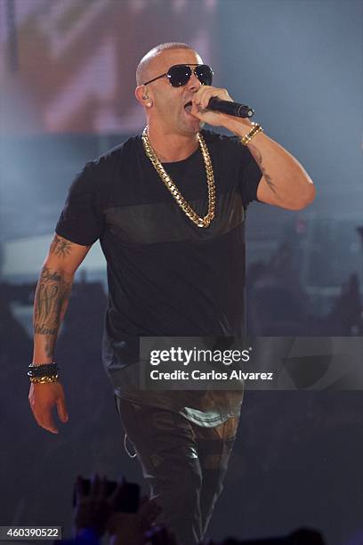 Singer Wisin performs on stage during the "40 Principales" awards 2013 ceremony at the Barclaycard Center on December 12, 2014 in Madrid, Spain.