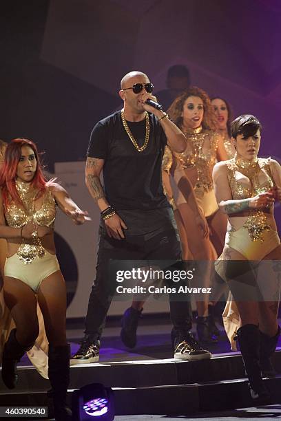 Singer Wisin performs on stage during the "40 Principales" awards 2013 ceremony at the Barclaycard Center on December 12, 2014 in Madrid, Spain.