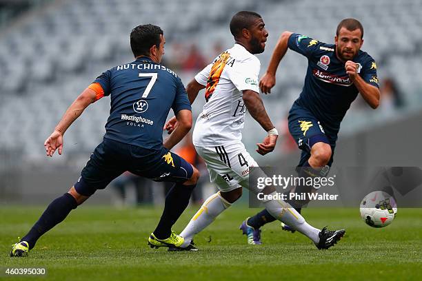 Rolieny Bonevacia of the Phoenix kicks ahead during the round 11 A-League match between the Wellington Phoenix and the Central Coast Mariners at Eden...