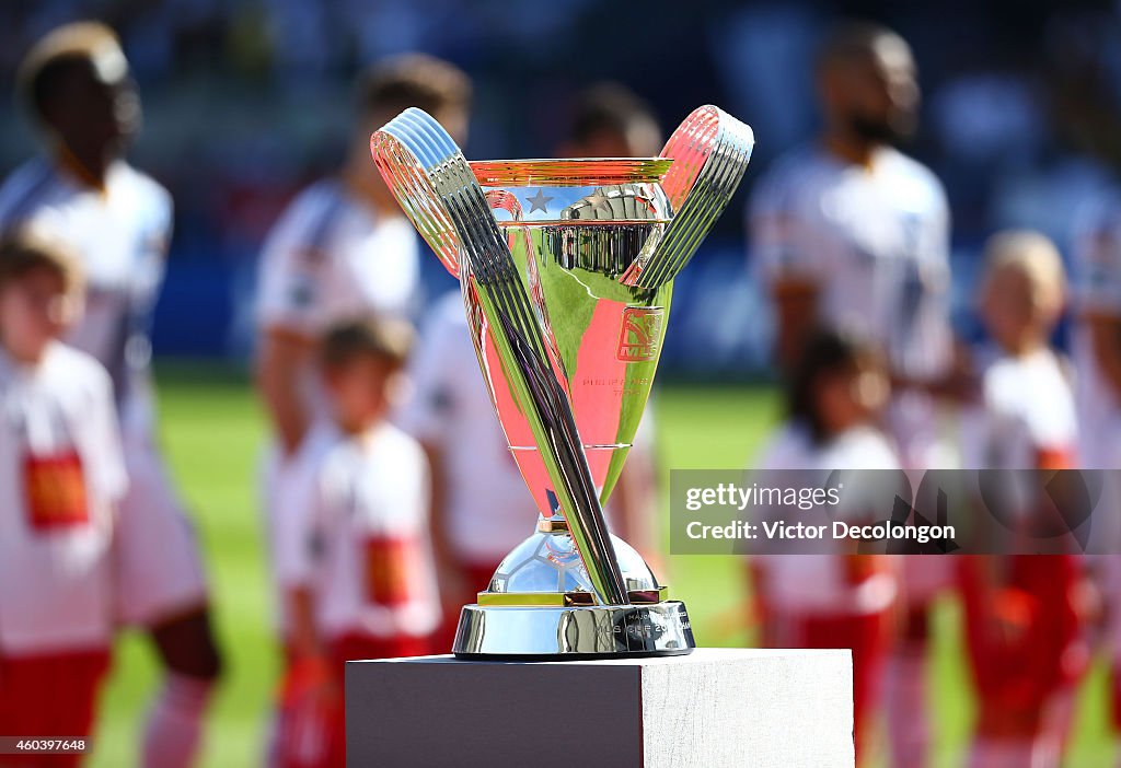 2014 MLS Cup - New England Revolution v Los Angeles Galaxy