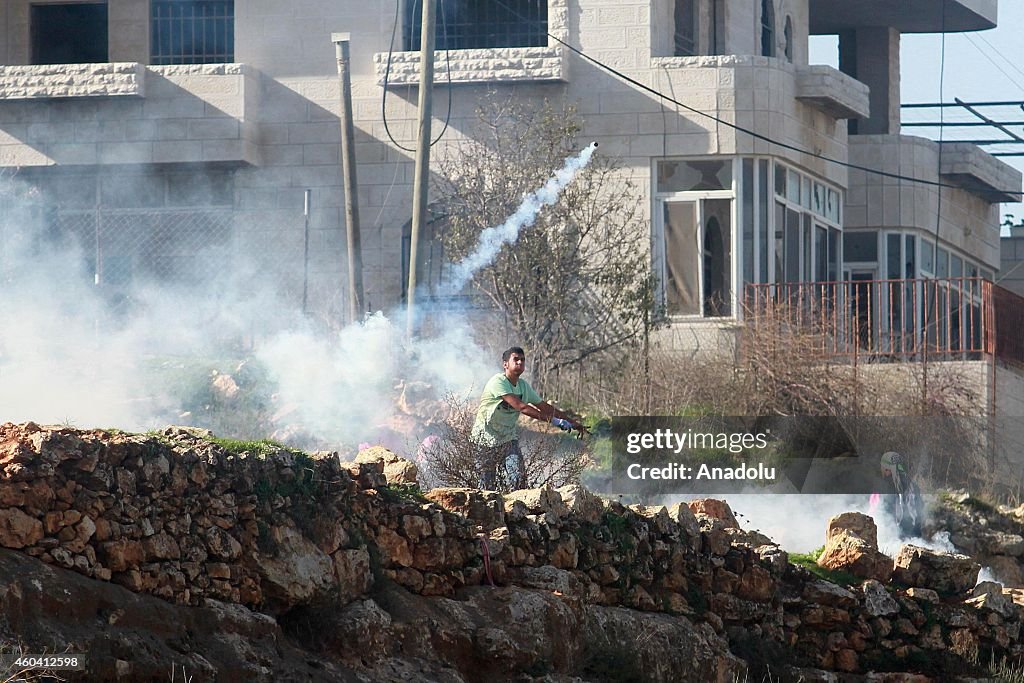 Protests in West Bank after Palestinian Ziad Abu Ein's death