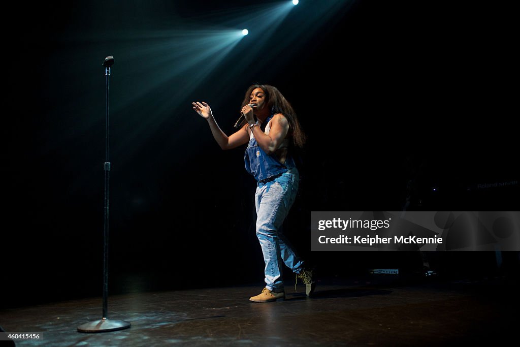 Jhene Aiko In Concert - Los Angeles CA