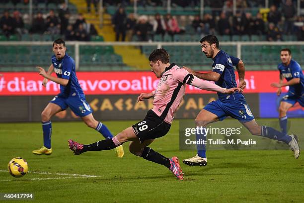 Andrea Belotti of Palermo scores his team's second goal during the Serie A match between US Citta di Palermo and US Sassuolo Calcio at Stadio Renzo...