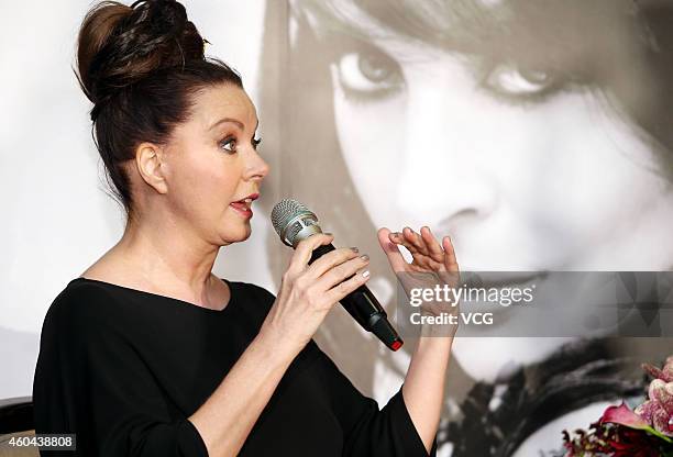 Actress and singer/songwriter Sarah Brightman attends a press conference for her live concert on December 13, 2014 in Taipei, Taiwan province of...