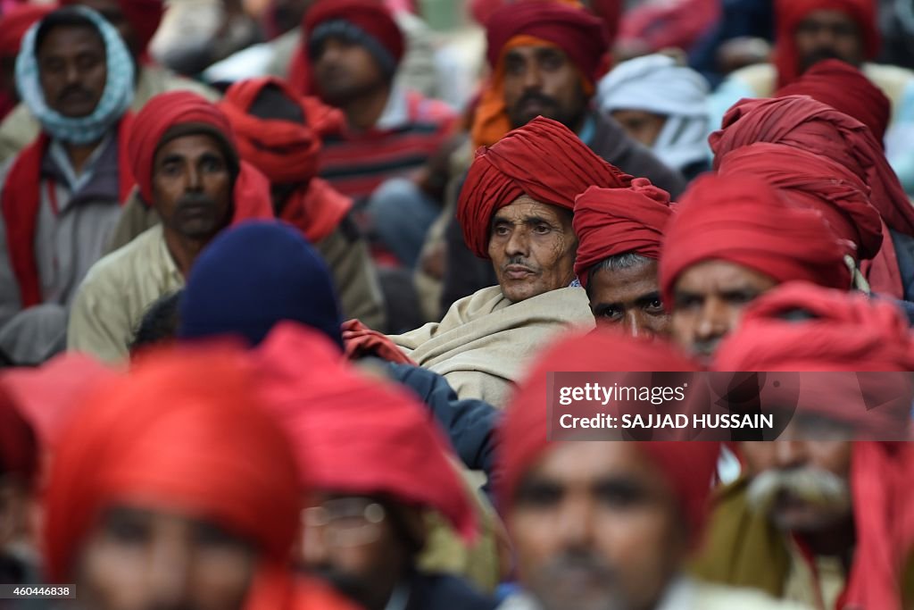 INDIA-SOCIETY-ECONOMY-WATCHMEN-PROTEST