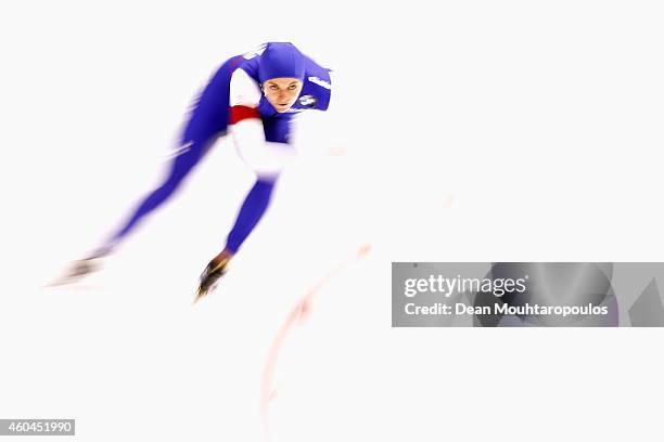 Heather Richardson of the USA competes in the Division A 1500m Ladies race on day three of the ISU World Cup Speed Skating held at Thialf Ice Arena...