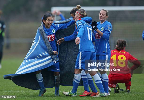 The team of Luebars show their delight after winning the Women's Second Bundesliga match between 1.FC Luebars and FFV Leipzig at Stadion...