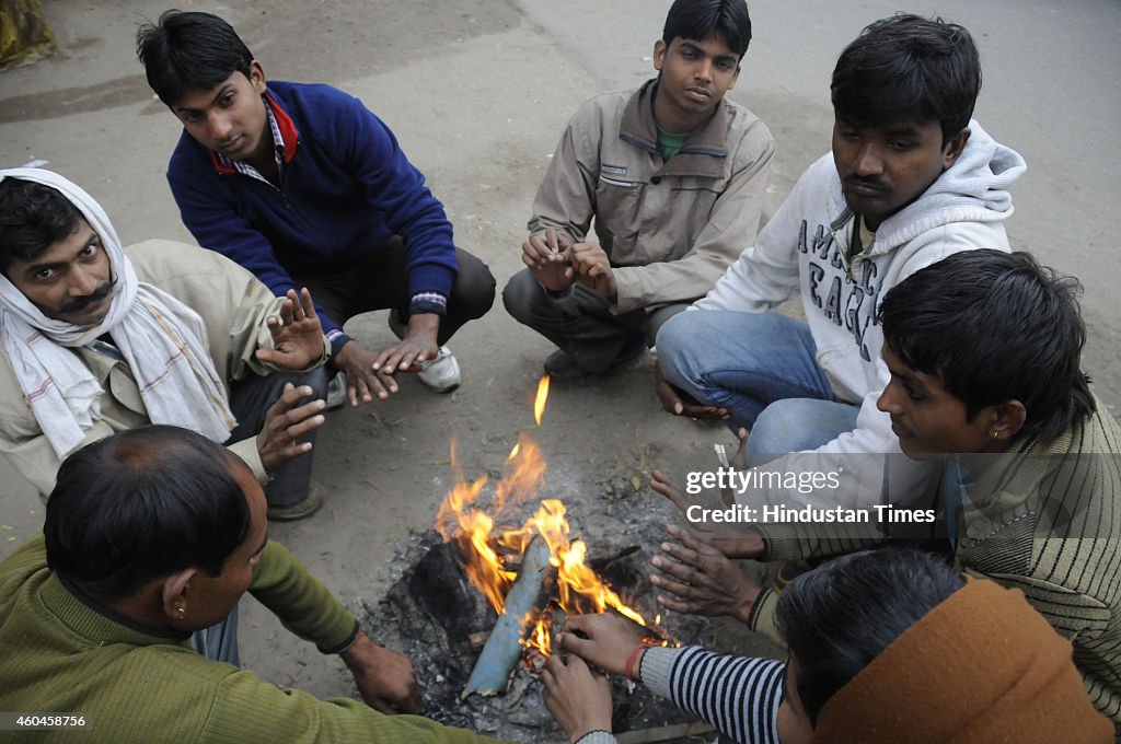 North India Shivers Under Cold Waves, Delhi/NCR Receive First Winter Rain