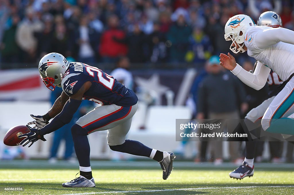 Miami Dolphins v New England Patriots