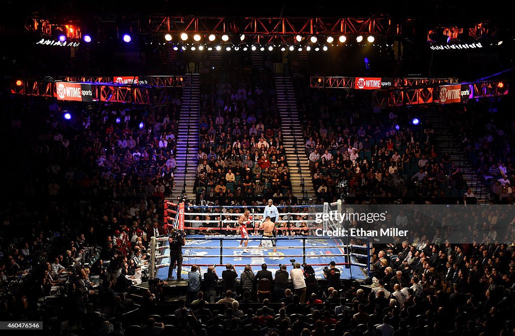 Amir Khan v Devon Alexander