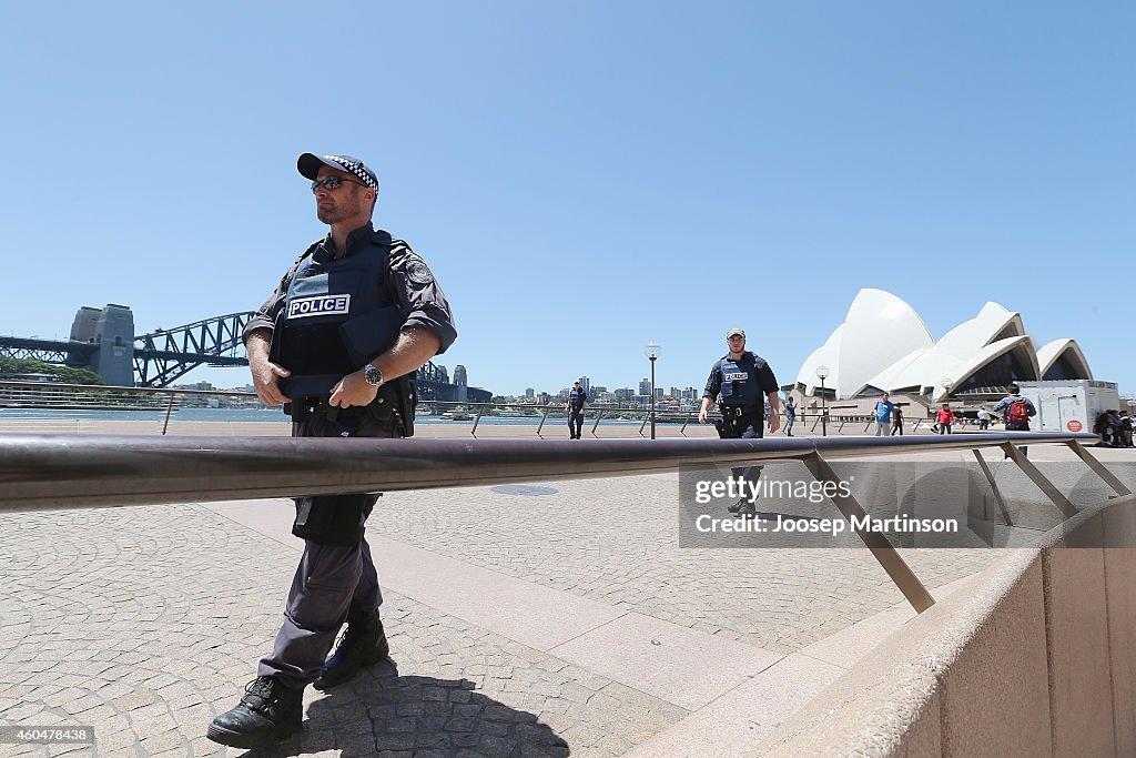 Police Hostage Situation Developing In Sydney