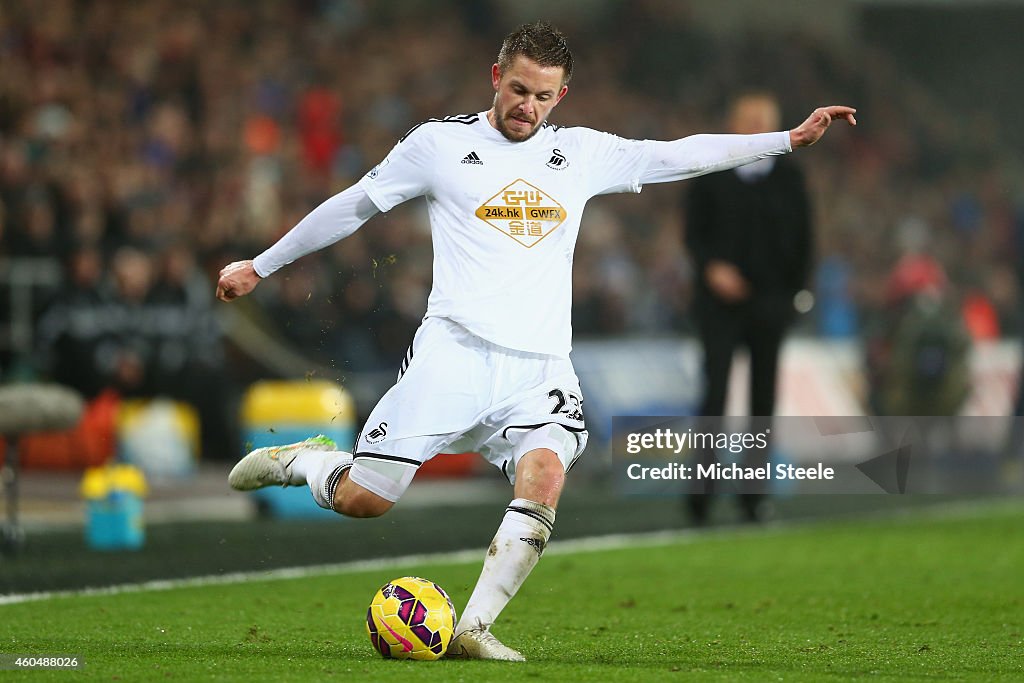 Swansea City v Tottenham Hotspur - Premier League