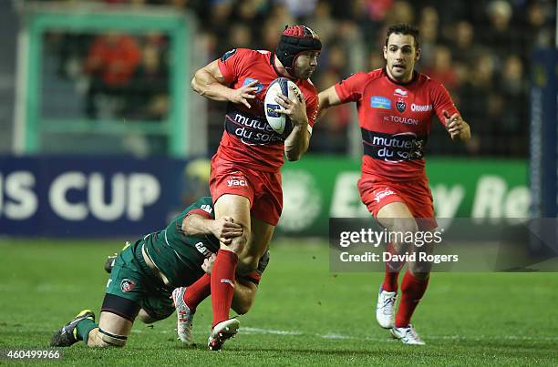 Leigh Halfpenny of Toulon runs with the ball during the European Rugby Champions Cup pool three match between RC Toulon and Leicester Tigers at Felix...