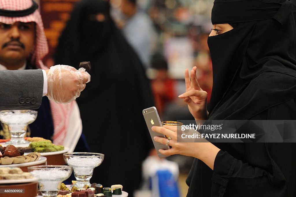 SAUDI-GASTRONOMY-CHOCOLATE