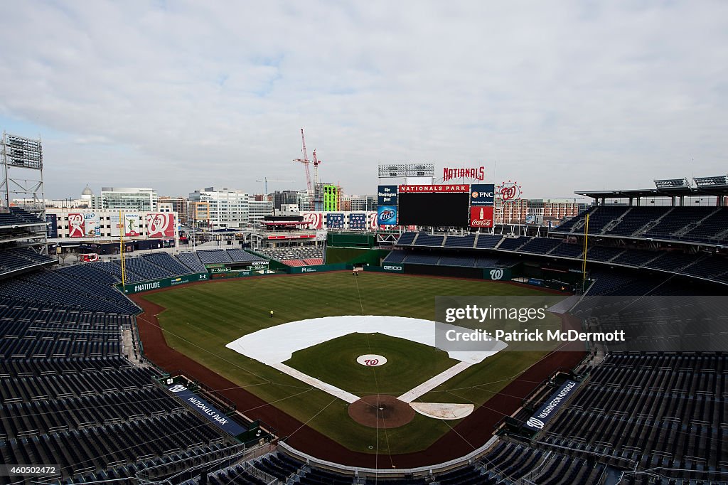 2015 Bridgestone NHL Winter Classic Build Out