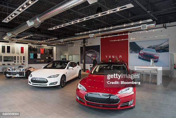 Tesla Inside Building 140 Tesla Gallery Stock Photos, High-Res Pictures, and Images - Getty ...