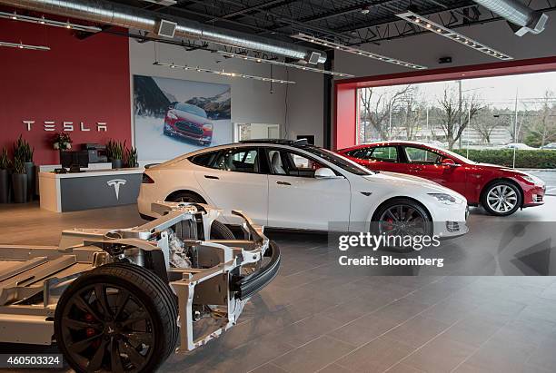 Tesla Inside Building Tesla Gallery Photos and Premium High Res Pictures - Getty Images