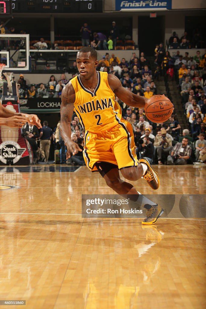 Los Angeles Lakers v Indiana Pacers